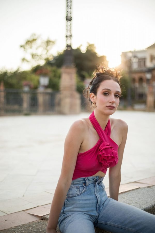 Top Cruzado con flor - Imagen 3